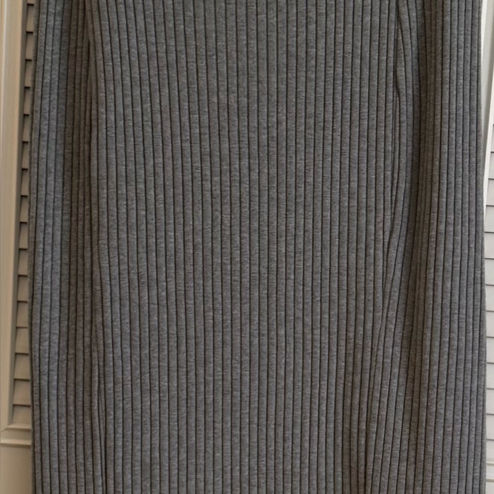 Time and Tru Gray Ribbed Midi Pencil Skirt